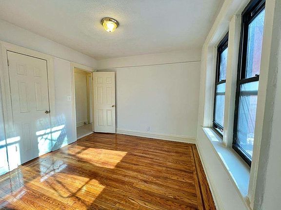 5th image of 43-06 46th St #5