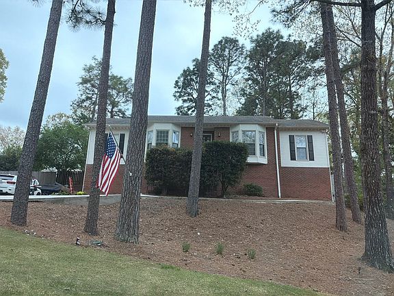 3rd image of 2921 Macalpine Cir