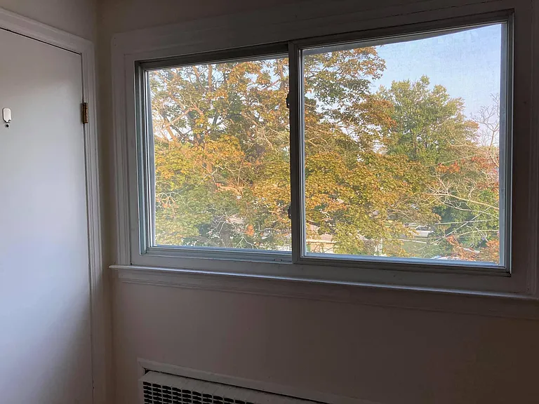27 Glenwood St #3 — Photo 16