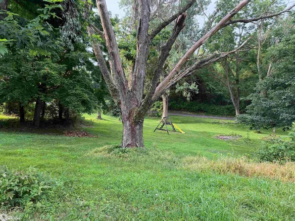 4 Hickory Ln, Warsaw, IL 62379