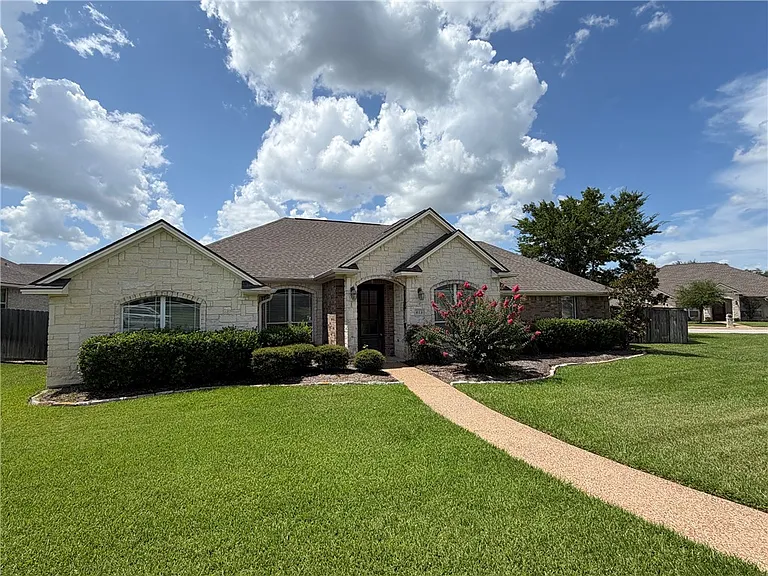 413 Cold Spring Dr — Photo 27