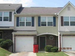 698 Georgetown Ln, Jonesboro, GA 30236