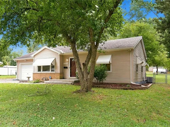 10601 E Sheley Rd, Independence, MO 64052