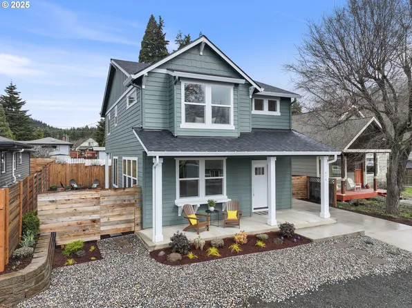 416 NE Wisconsin St, White Salmon, WA 98672