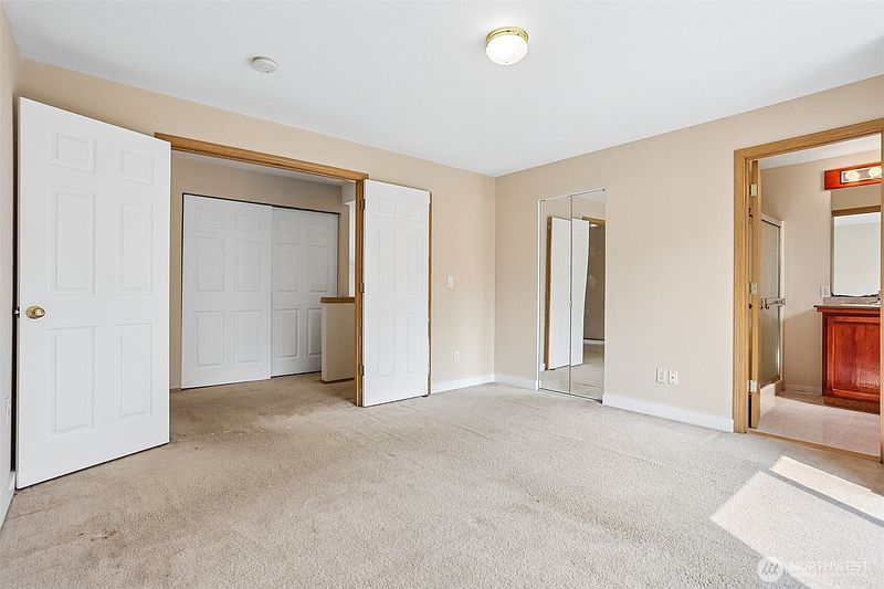 5th image of 16133 Lakeview Avenue SE