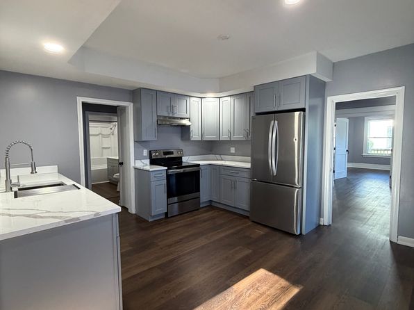 241 S Main St Unit 1