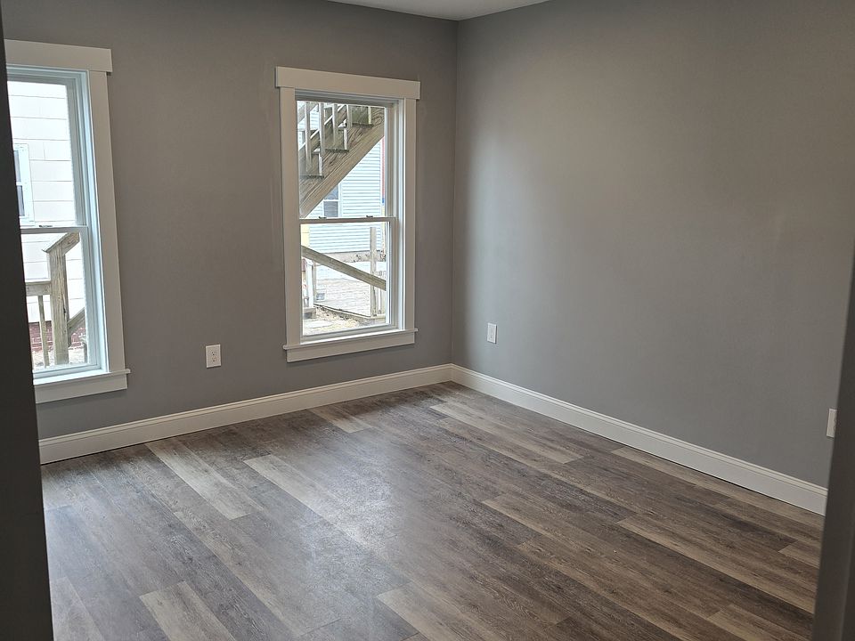 bedroom #1