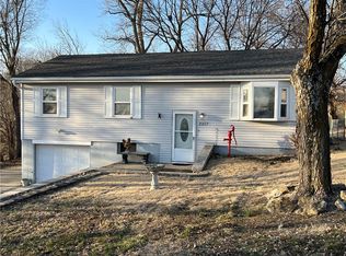 2217 Millwood Dr #B, Atchison, KS 66002