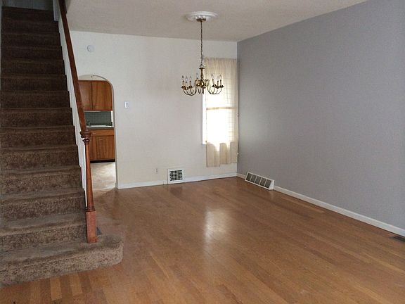 Living Room / Dining Area
