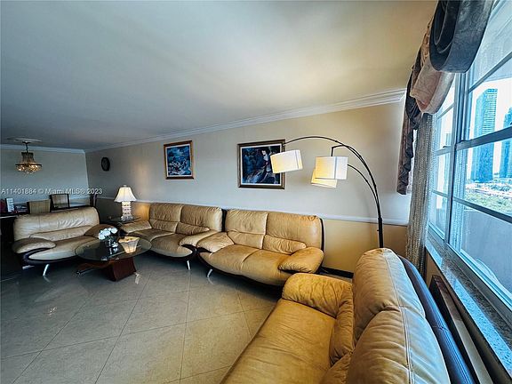 4th image of 250 174th St APT 1203