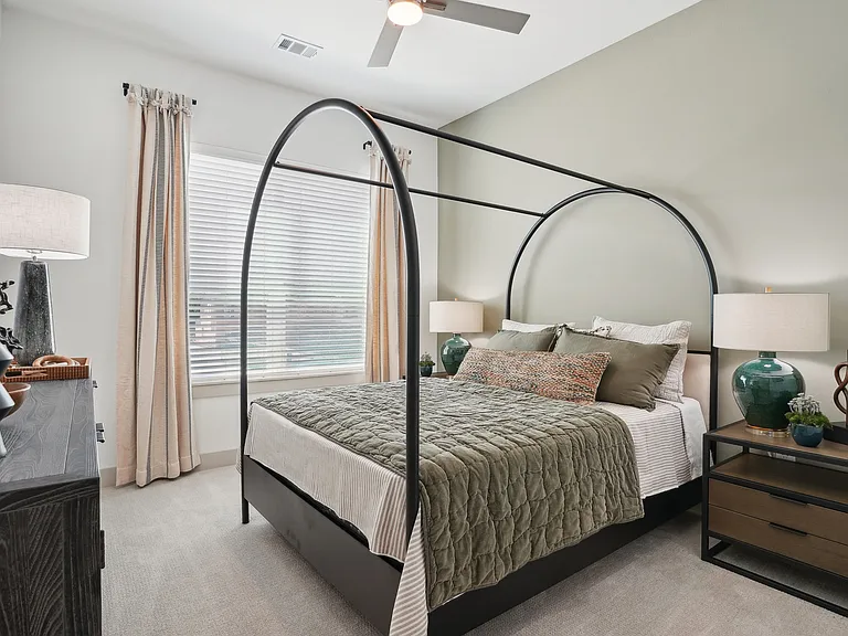 The Residences at Promontory — Photo 10