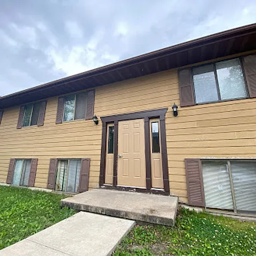 332 Friendship St Photo 1