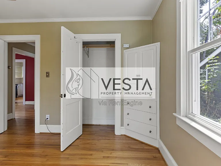 3 Grace Ave — Photo 25
