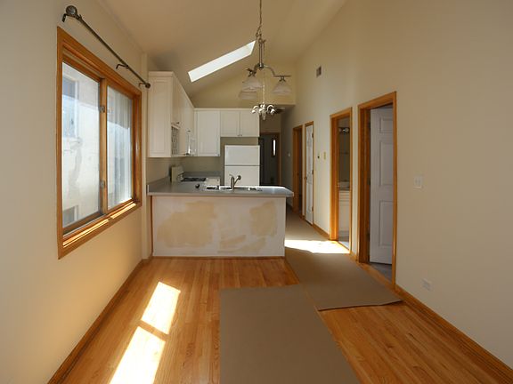 4th image of 1506 N Bosworth Ave APT 3