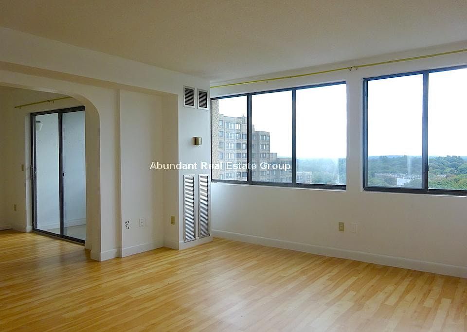 1st image of 250 Hammond Pond Pkwy APT 1213N