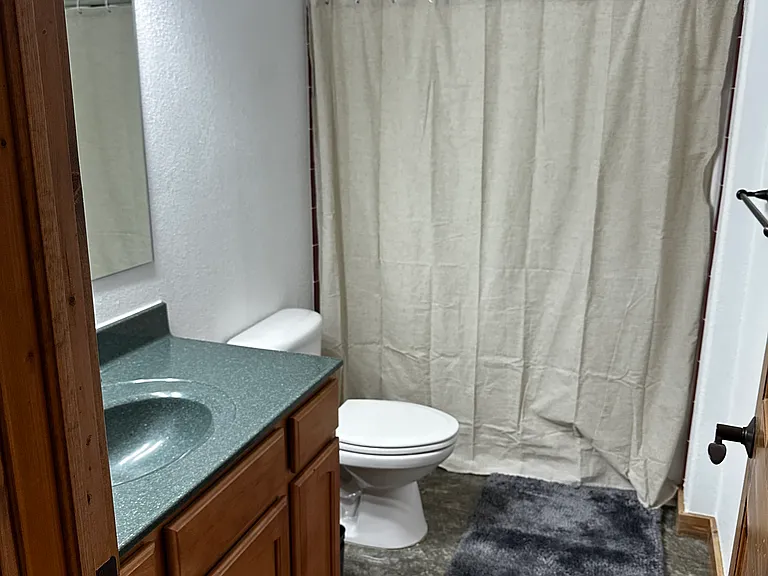 430 Fuller Dr — Photo 7