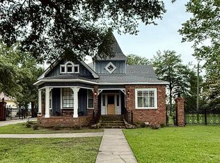 311 N 1st St, Rolling Fork, MS 39159