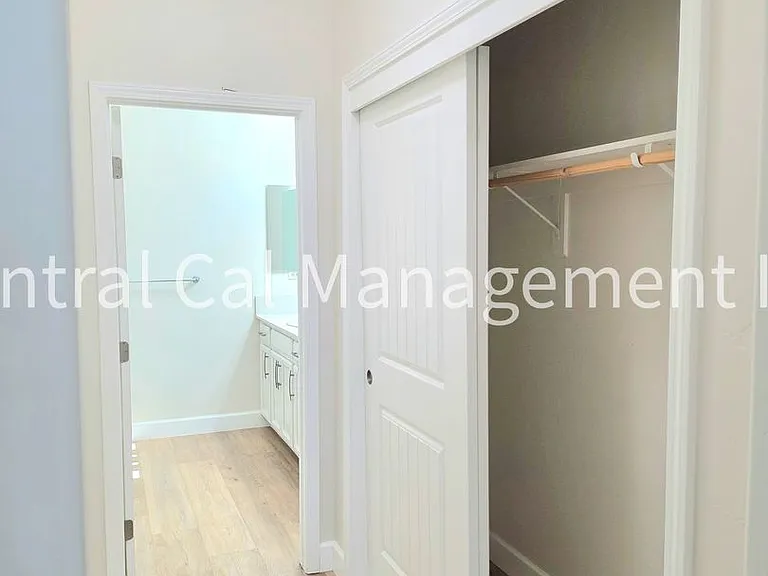 9029 Almond Creek Dr — Photo 17