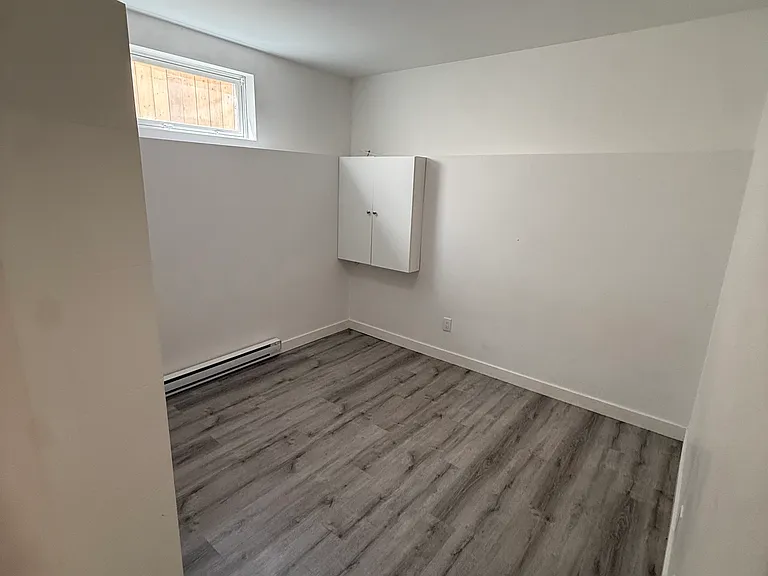 439 Winterton Ave #A — Photo 11