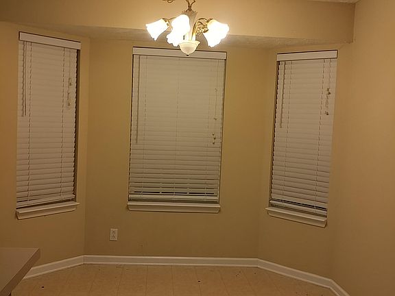 5th image of 1248 Saint Andrews Dr