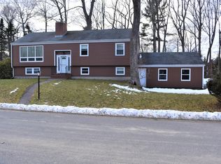 12 Tall Pine Rd, Cape Elizabeth, ME 04107