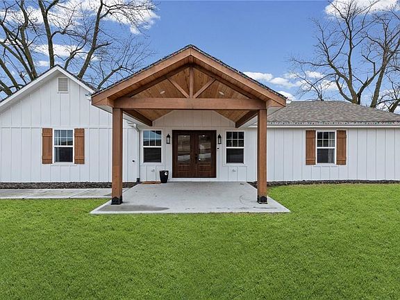 2nd image of 17391 SE State Route 371