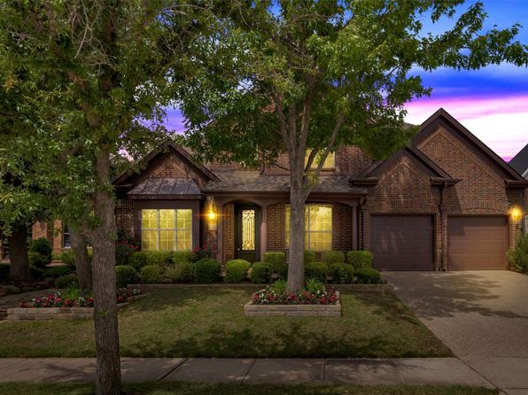 8709 Thompson Dr, Argyle, TX 76226