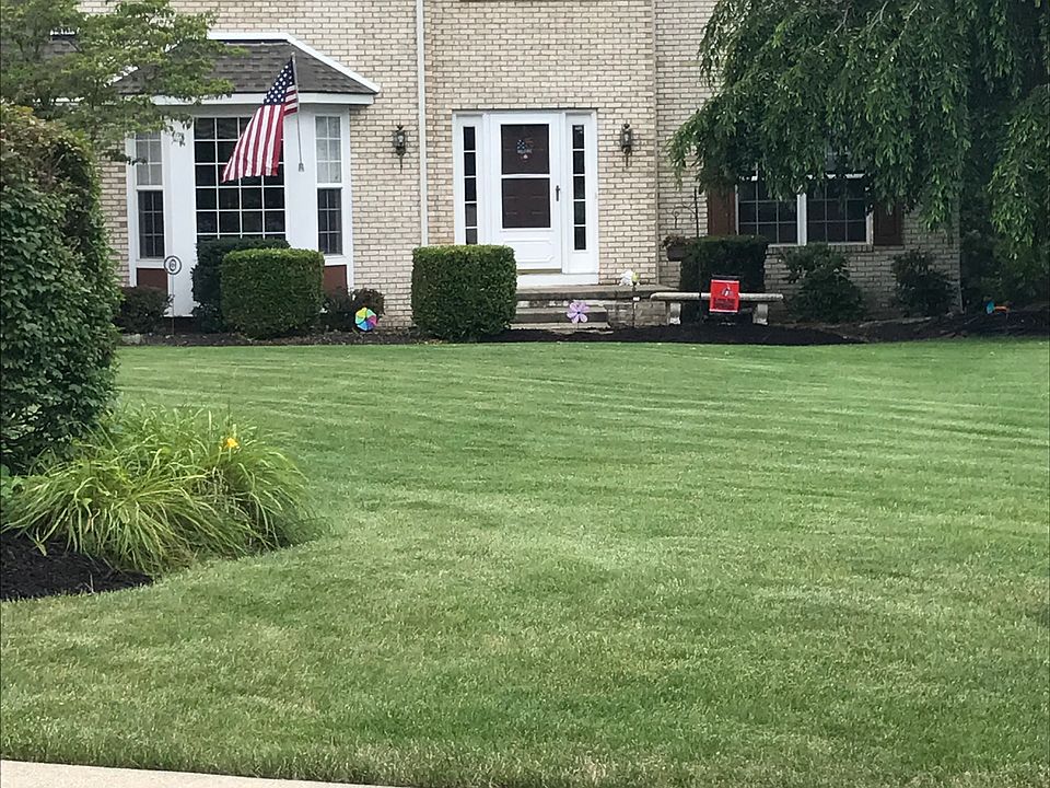 2nd image of 8106 Augusta Ln