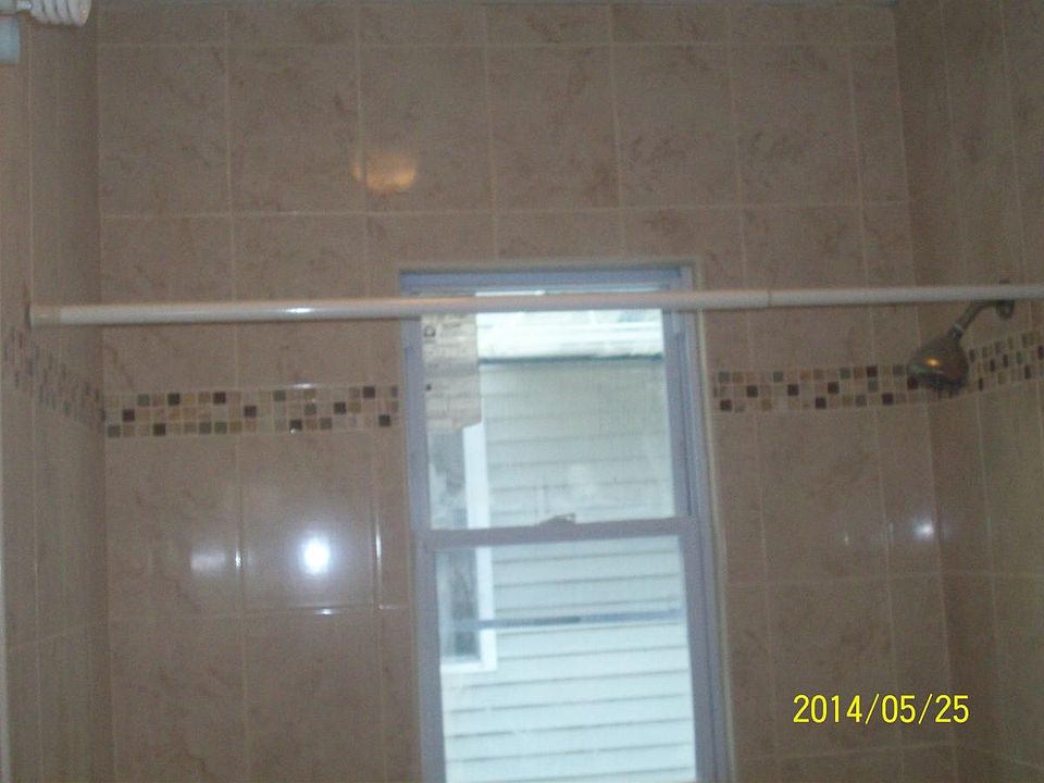 Bath Tub & Tiles