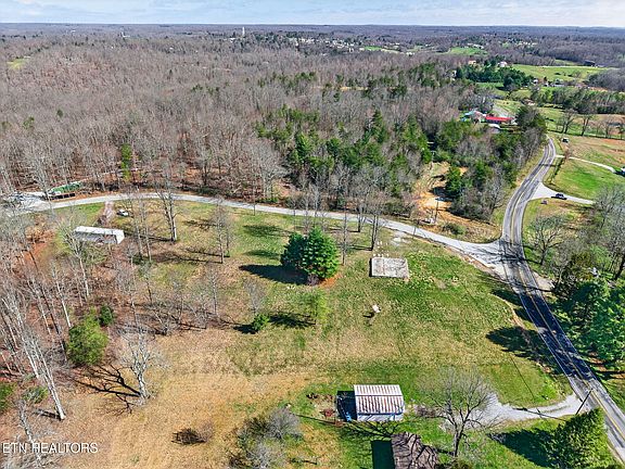 5th image of Browntown Rd