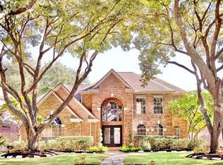 1918 Oakhurst Pkwy, Sugar Land, TX 77479