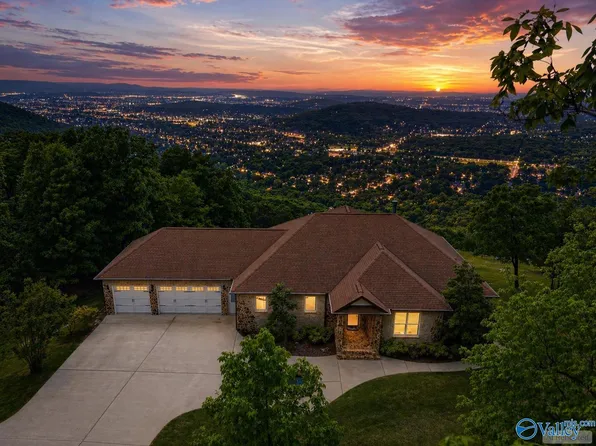 4990 Carr Ln SE, Huntsville, AL 35803