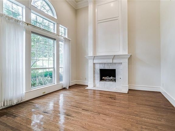 5th image of 5904 New Haven Dr