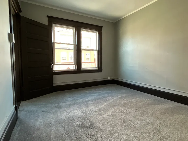 31 Chestnut St #2-C — Photo 18
