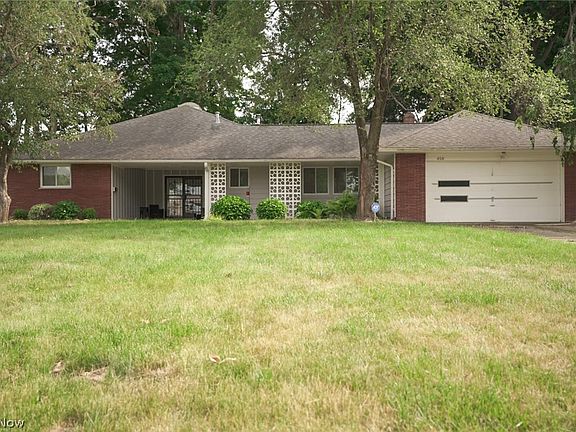 2nd image of 458 Steven Blvd