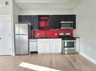 179A Van Buren St #3B, Newark, NJ 07105