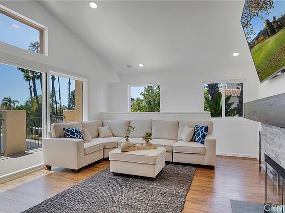 2nd image of 35 Fleurance St