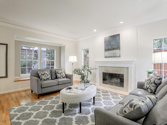 5th image of 609 Lakeview Way