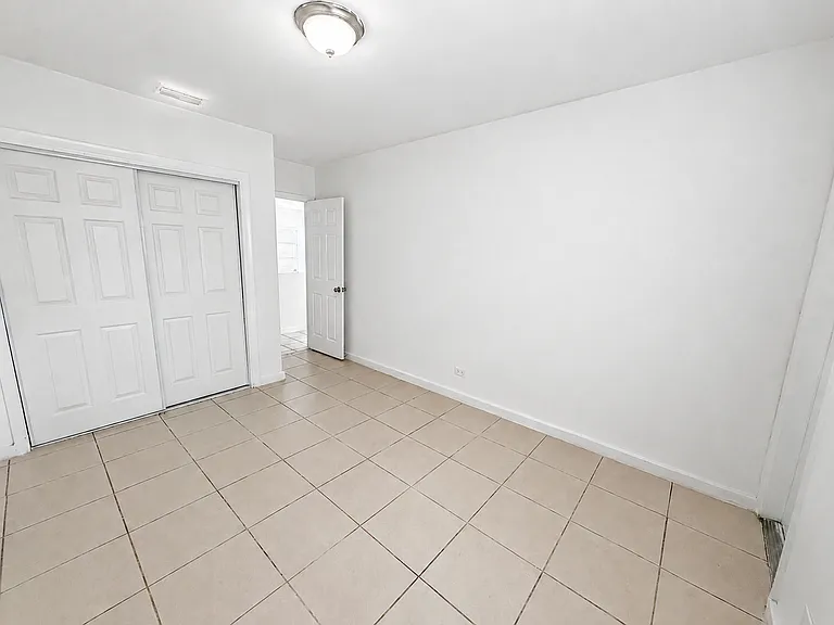 715 SW 14th Ave — Photo 6