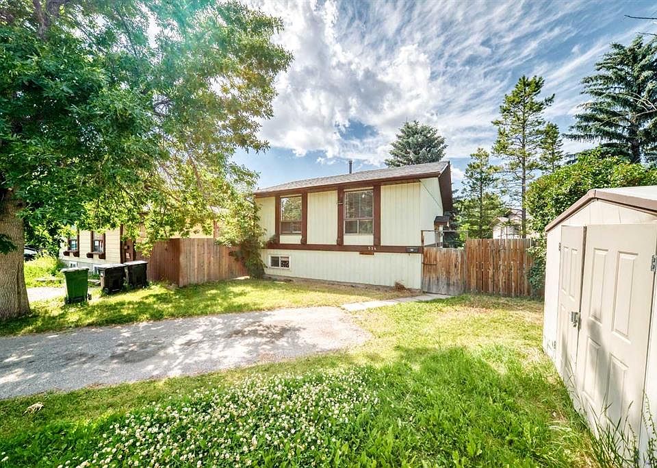 1st image of 514 SE Whitehill Pl NE