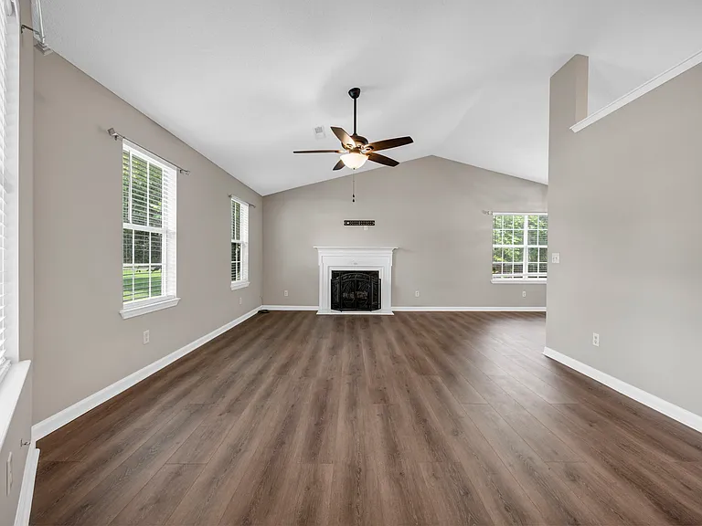 103 Walnut Grove Cir — Photo 37
