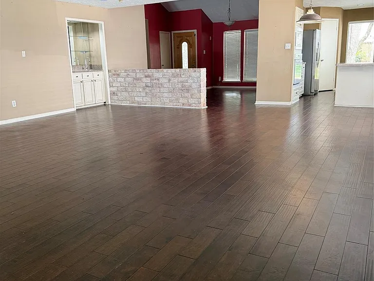 10102 Sagecourt Dr — Photo 10