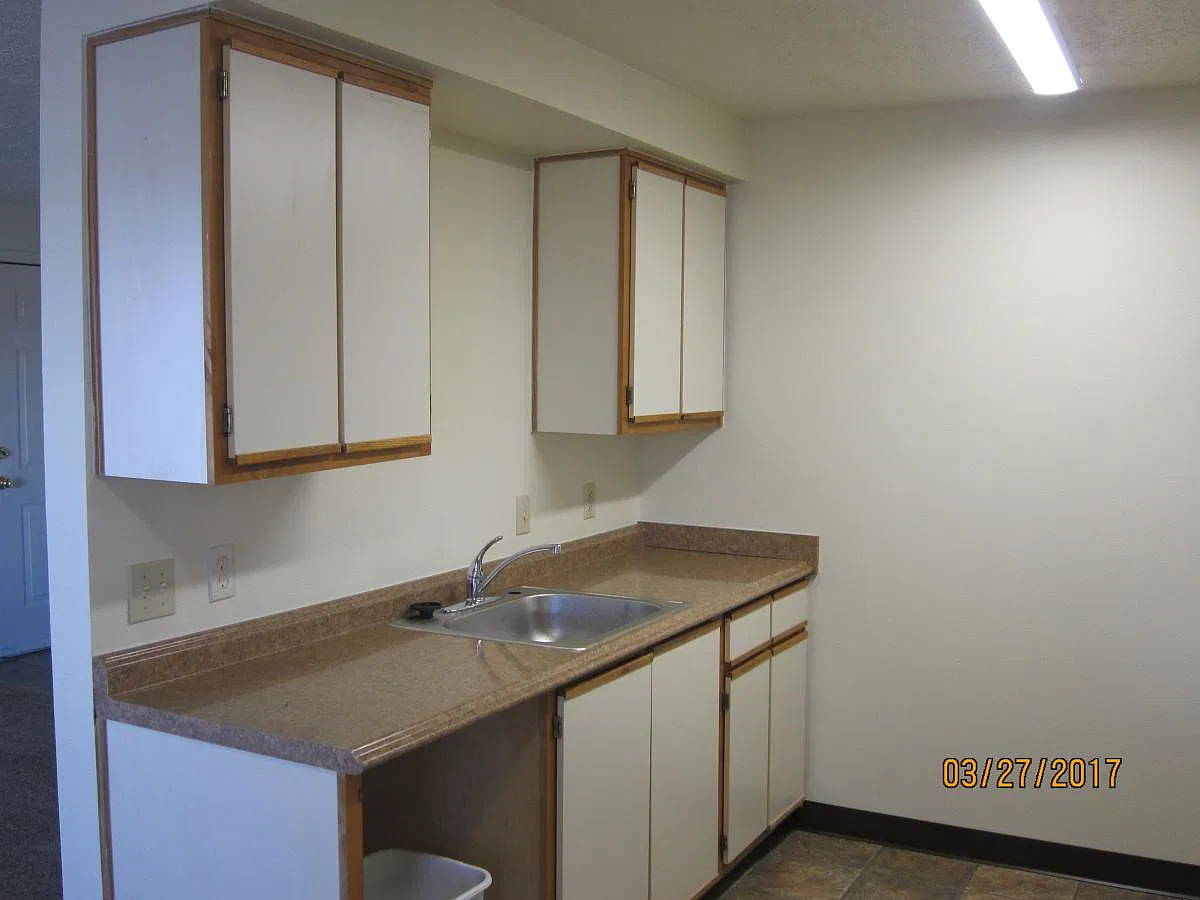 495 NW 8th Street — Photo 2