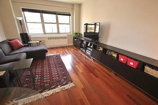 Sold by Real Direct | media 6