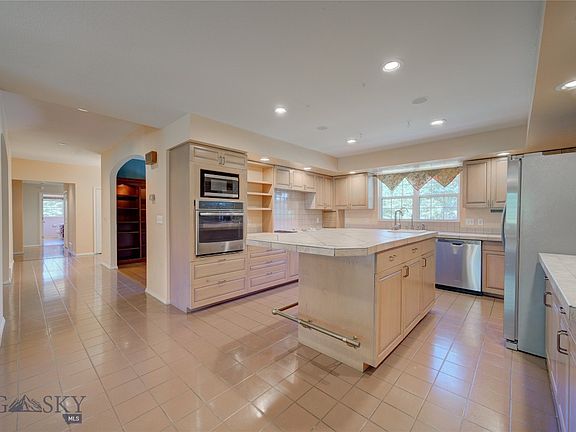4th image of 119 Bennett Dr