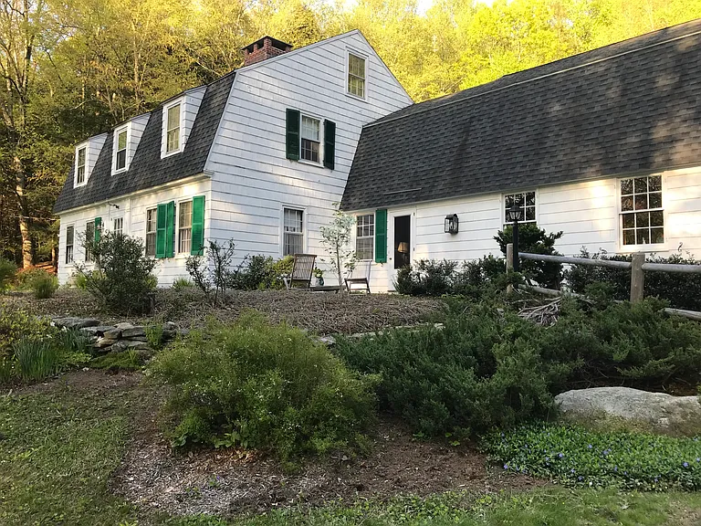 97 Spielman Hwy #A — Photo 1