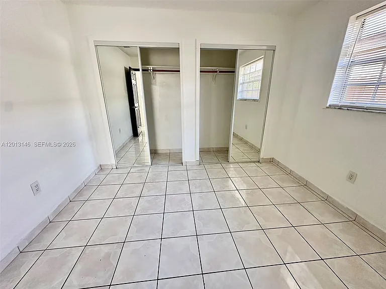 666 W 17th St #1 — Photo 7