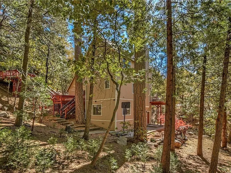 968 Burnt Mill Rd — Photo 32