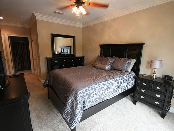 3rd image of 2122 Perkins Palm Avenue # Fl 2nd