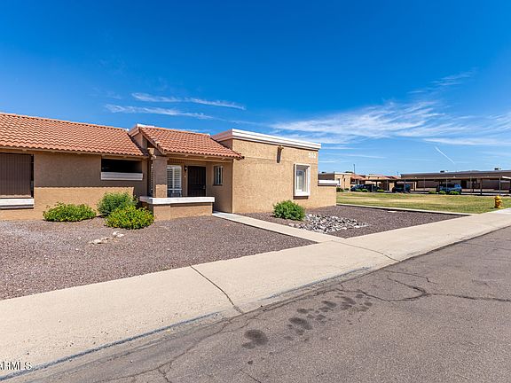 3rd image of 502 W HONONEGH Drive #1
